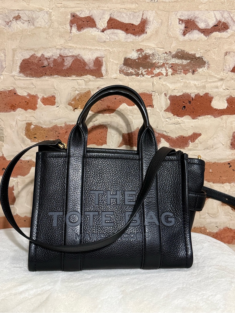 Marc Jacobs Leather The Tote Bag